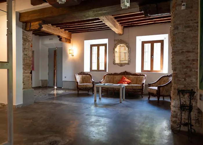 Casa Con Piscina, Barbacoa Y Jardin Para 20 Personas