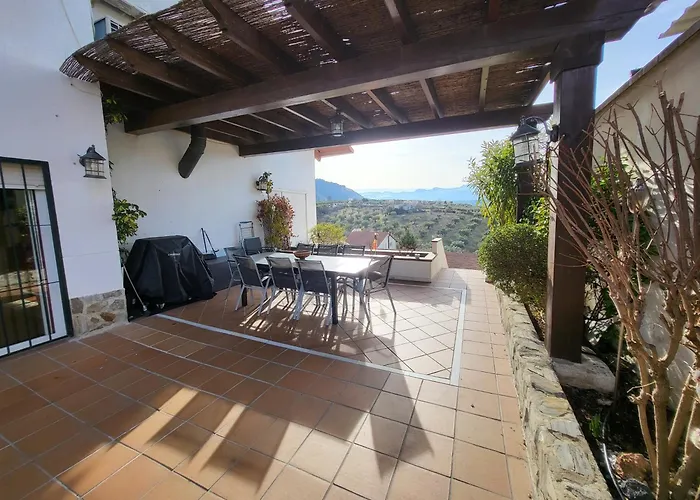 Villa Alfaguara-Holiday Home Granada&Sierra Nevada